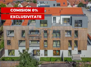 (B05) Apartament 4 camere, cu terasă și balcon