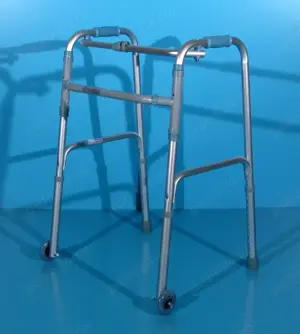 Cadru pentru mers cu 2 roti din aluminiu NEFOLOSIT