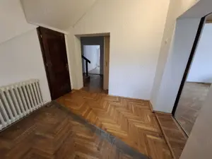 Zona centrala (la 5 minute de Centrul Vechi) - apartament in vila tip duplex, s.u. 133 mp, parter - imagine 6