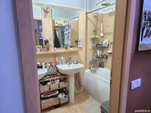 Apartament 3 camere, 2 boxe si 2 locuri parcari subterane - imagine 4