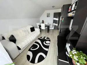 Apartament de vanzare, cu 4 camere, 98 mp, zona Ștrand 