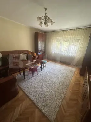 Apartament de vanzare cu 3 camere, 67 mp, zona Micro 16