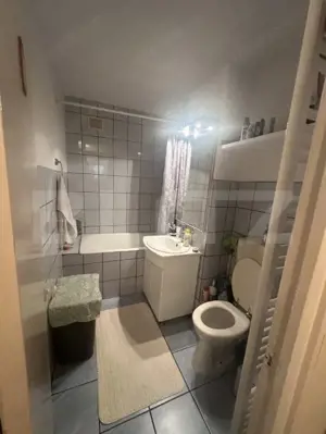 Apartament de vanzare cu 3 camere, 67 mp, zona Micro 16 - imagine 7