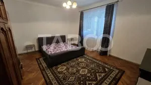 Apartament la casa de inchiriat 3 camere 2 bai  Orasul de Jos