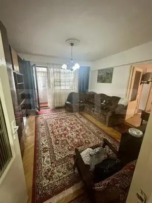 Apartament cu 3 camere, 67 mp, zona Micro 16