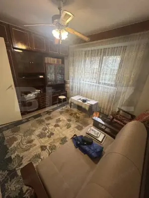 Apartament cu 3 camere, 67 mp, zona Micro 16 - imagine 5