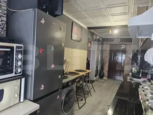 Apartament de vanzare, cu 3 camere, 81.,6 mp, zona Closca - imagine 2