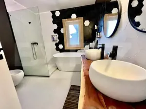 Casa cu piscina, 5 camere, 213 mpu, zona Selgros - imagine 8