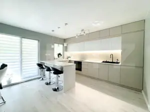 Casa individuala,  200 mp, teren 1500 mp, zona Centura