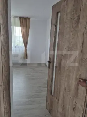 Casa noua cu 4 camere de vanzare in Ernei, 14 ari teren! - imagine 19