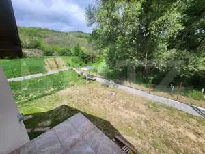 Casa individuala,cu 5 camere,200 mp utili,2750 mp teren,Vintu de jos - imagine 17