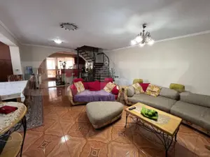 Casă P comercial/1E+M apartament, 3 camere, 333 mp, zona Cloșca
