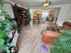 Casa individuala,cu 5 camere,200 mp utili,2750 mp teren,Vintu de jos - imagine 4