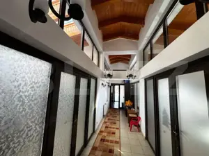 Casa cu 4 camere, 260 mp, zona Cetate  - imagine 5
