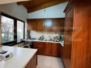 Casa cu 4 camere, 260 mp, zona Cetate  - imagine 3