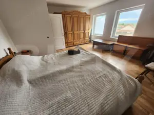 Casa individuala,cu 5 camere,200 mp utili,2750 mp teren,Vintu de jos - imagine 14