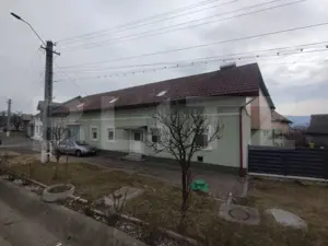 Casa 4 camere,200mp,teren 3000 mp,zona Livezile