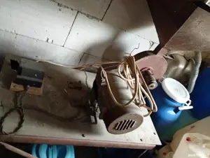 vând moară pt cereale 