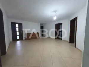 Casa 5 camere 197mp utili situata la 27km de Fagaras si 65km de Brasov - imagine 13