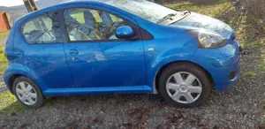 Toyota AYGO 2011 semi-automata