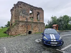 Ford Fiesta 1.4 benzină 2009  - imagine 2