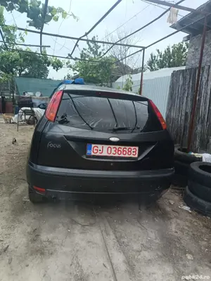 dezmembrez Ford focus mk1 2003 benzina  - imagine 5