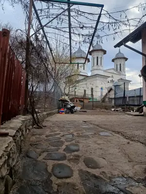 Vând casă în orașul COMARNIC pret OPTIM - imagine 9 Vând casă în orașul COMARNIC pret OPTIM - imagine 9