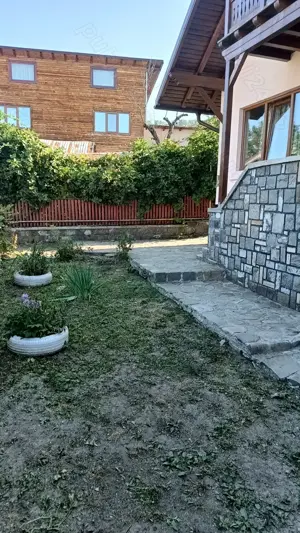 Vând casă în orașul COMARNIC pret OPTIM - imagine 3 Vând casă în orașul COMARNIC pret OPTIM - imagine 3