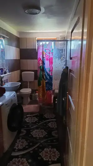 Vând casă în orașul COMARNIC pret OPTIM - imagine 6 Vând casă în orașul COMARNIC pret OPTIM - imagine 6