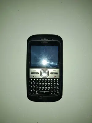 Nokia E5 (telefon) - imagine 3