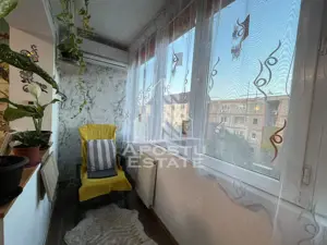 Apartament cu 3 camere, decomandat, 2 bai , 2 balcoane,zona Soarelui - imagine 7