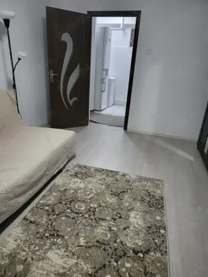 Particular, inchiriez garsoniera - imagine 6