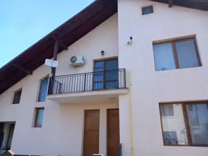 Vand casa in duplex Bujoreni , Jud.Valcea