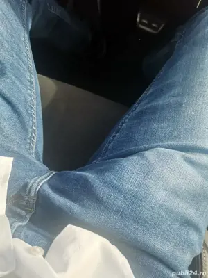 Bărbat dotat pentru doamne, domnișoare și cupluri