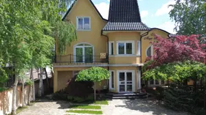 Cladire 9 camere! In oras Suceava! De vanzare! 0727817187 - imagine 4 Cladire 9 camere! In oras Suceava! De vanzare! 0727817187 - imagine 4