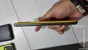 Telefon Realme GT 5g Special Edition galben  - imagine 4