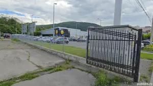 Clădire Comercială Piatra-Neamt 
