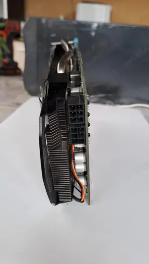 Gtx 460 oc gigabyte - imagine 3