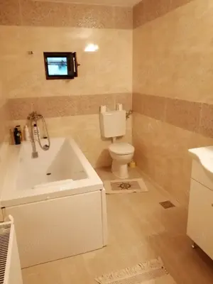 Vând, casă, pensiune - imagine 8