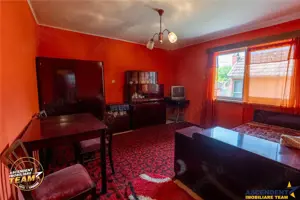 FILM! Pe 1.200mp teren+rezidenta cu gradina inflorata,aproape de Targu Secuiesc:Belani - imagine 16