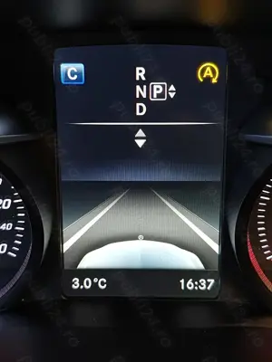 Mercedes C-Class Edition 1  - imagine 9