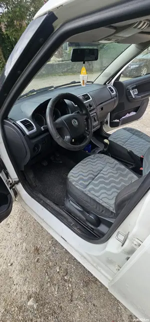 De vânzare Skoda Fabia  - imagine 3