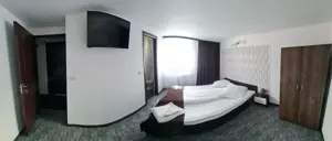 Oportunitate de investitie in STRAJA! Pensiune cu 10 camere in apropiere de partie - imagine 6