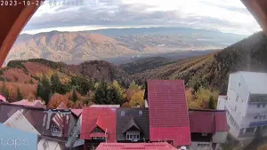 Oportunitate de investitie in STRAJA! Pensiune cu 10 camere in apropiere de partie