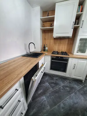 Apartament 2 camere, decomadat