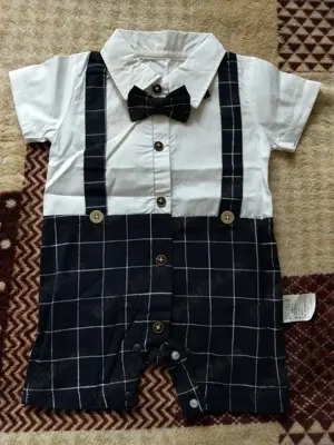 Haină elegantă bebe băiat cu papion 