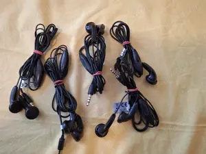 Casti  Hasnds  Free,  model  Alcatel - imagine 2