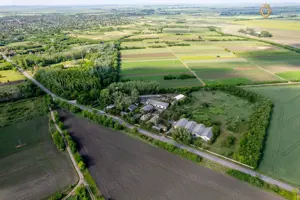 Cladire industriala de vanzare cu potential 3,5 ha in Batania - imagine 8