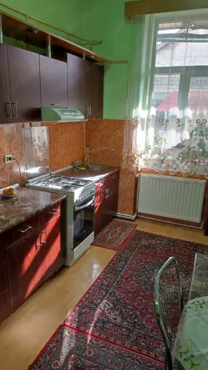 vând apartament 2 camere central - imagine 9