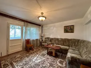 4 camere in bloc solid la 7 minute metrou Piata VIctoriei